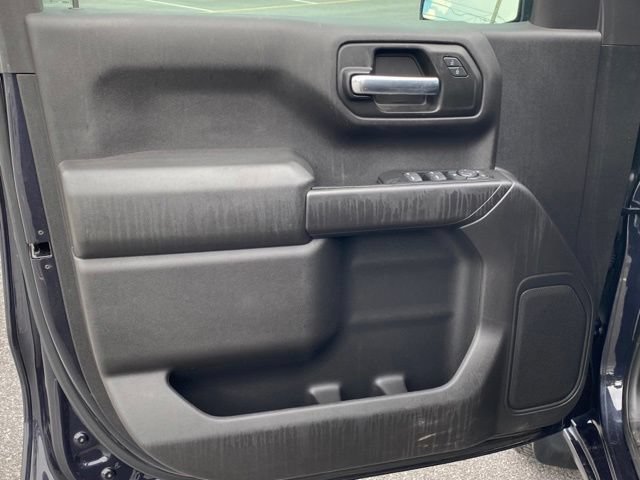 Used 2023 Chevrolet Silverado 1500 Custom AWD/4WD image 11