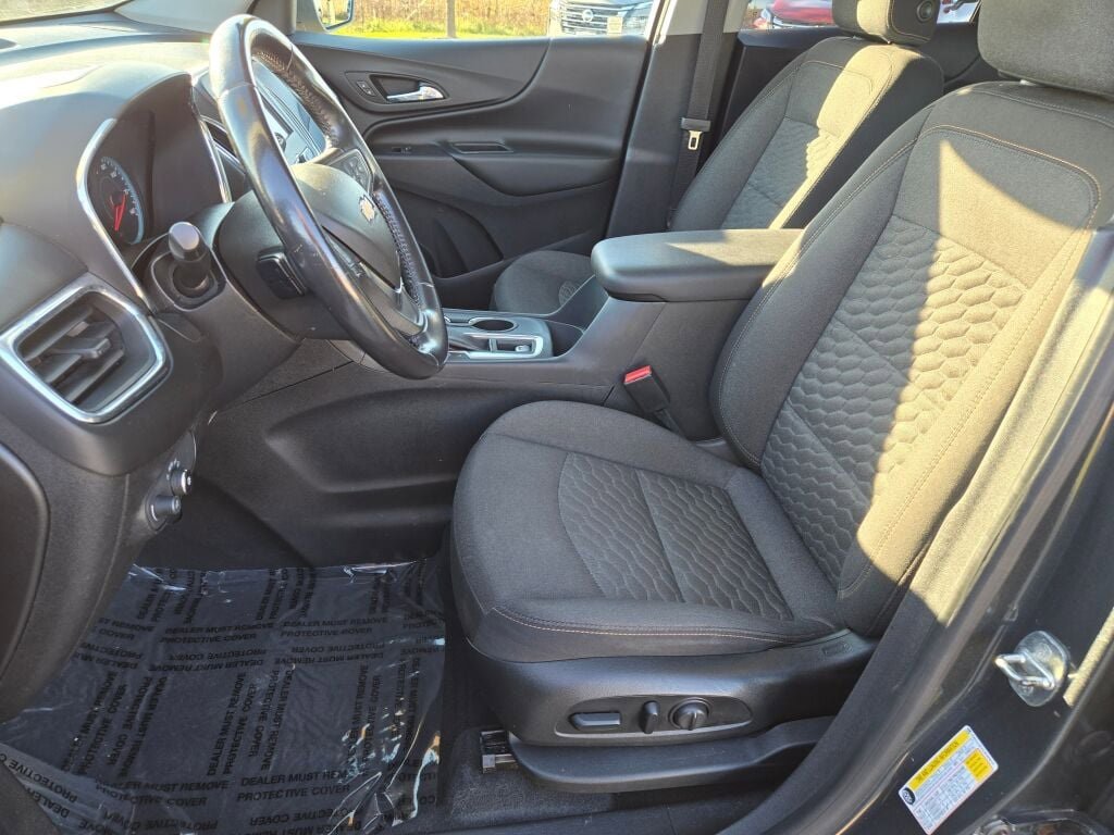 Used 2018 Chevrolet Equinox LT image 17