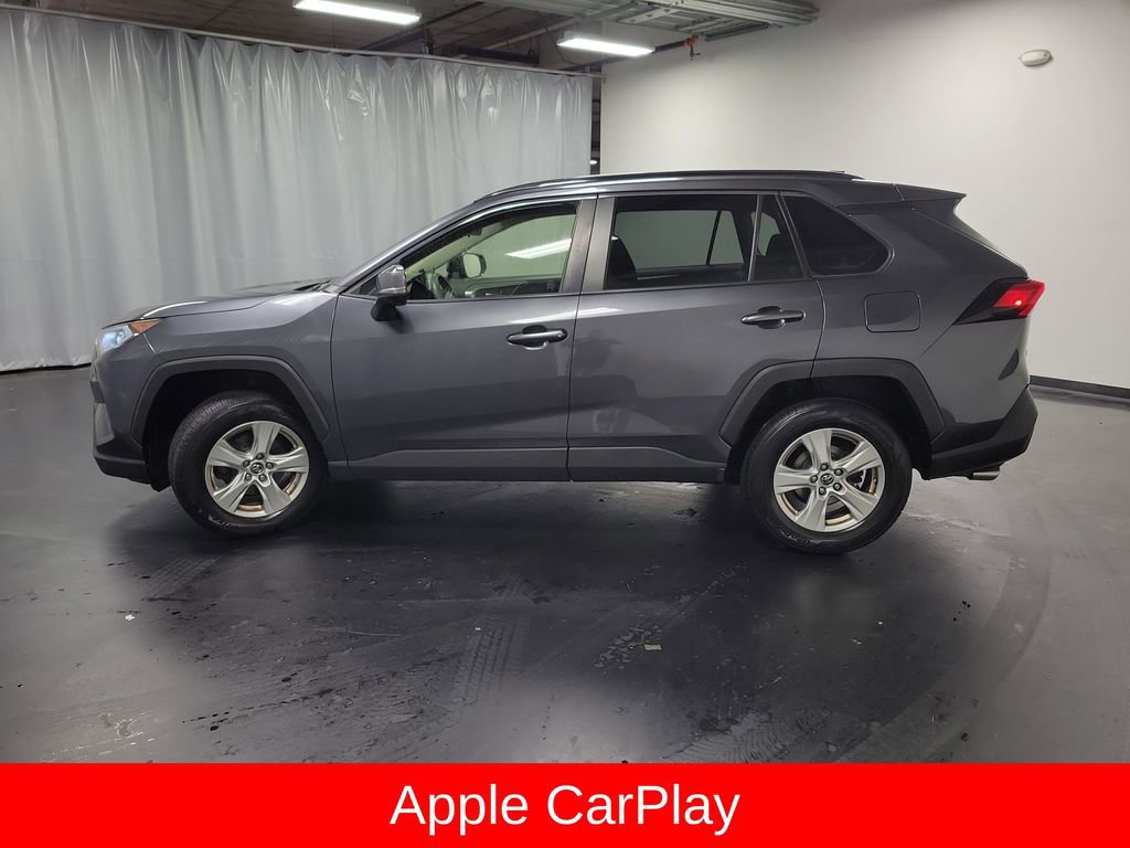 Used 2019 Toyota RAV4 XLE AWD/4WD image 5