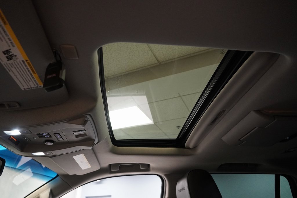 Used 2018 GMC Yukon Denali w/ Denali Ultimate Package image 7