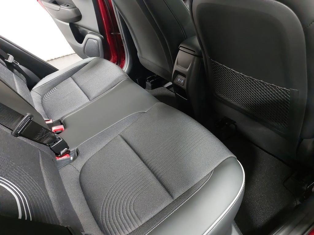 New 2025 Hyundai Venue Limited image 11