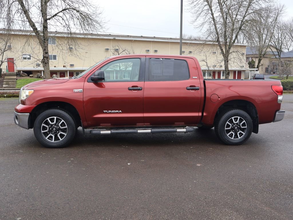 Used 2008 Toyota Tundra 4x4 CrewMax image 3