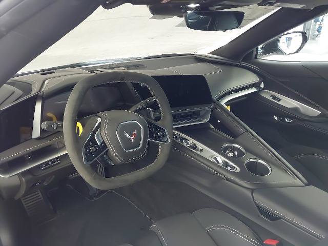 New 2027 Chevrolet Corvette Stingray Coupe w/ Z51 Performance Package RWD image 2