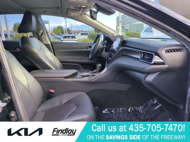 Used 2022 Toyota Camry XSE w/ Navigation Upgrade Package FWD image 33
