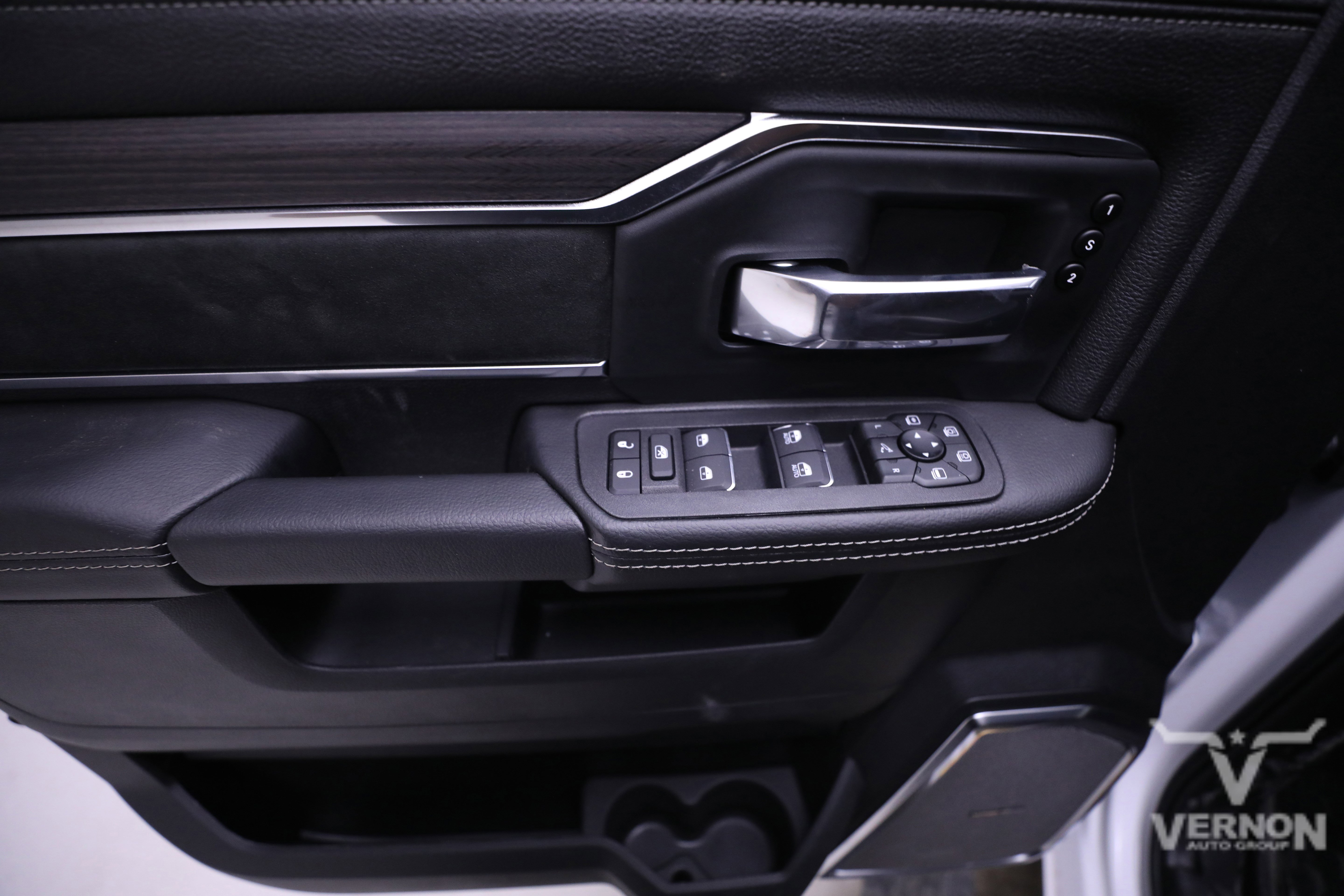 New 2025 RAM 3500 Laramie image 20