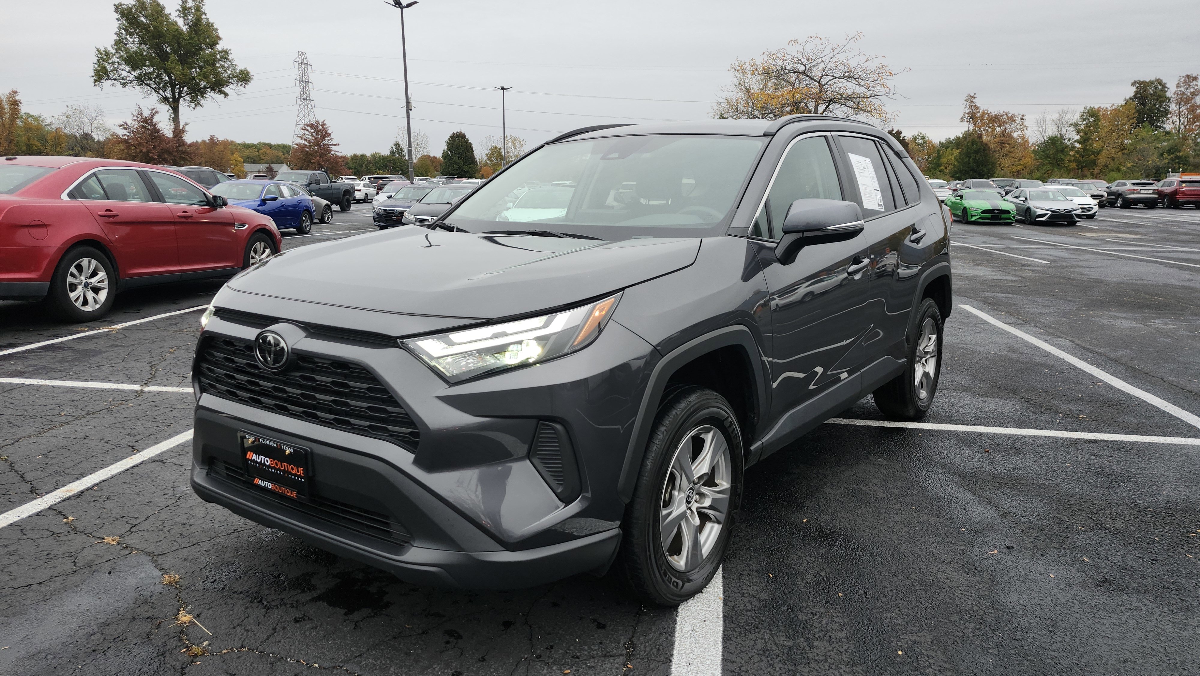 Used 2024 Toyota RAV4 XLE image 5