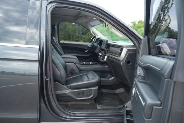 Used 2022 Ford Expedition XLT AWD/4WD image 21
