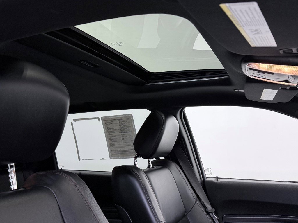 Certified 2022 Dodge Durango R/T w/ Blacktop Package image 9