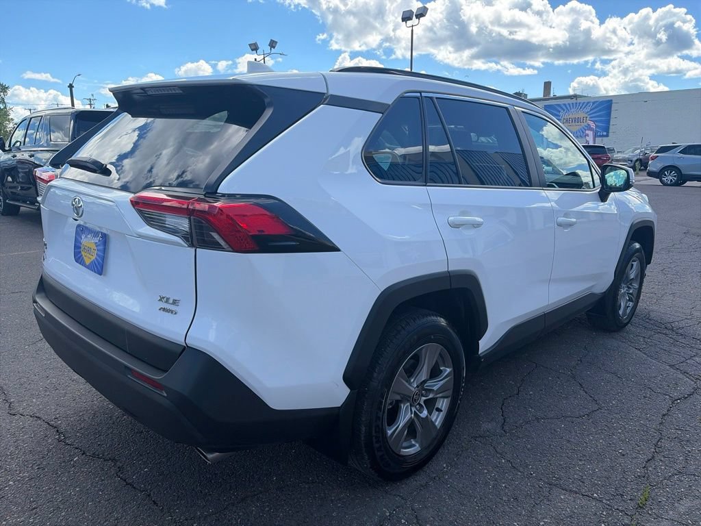 Used 2024 Toyota RAV4 XLE w/ Convenience Package AWD/4WD image 5