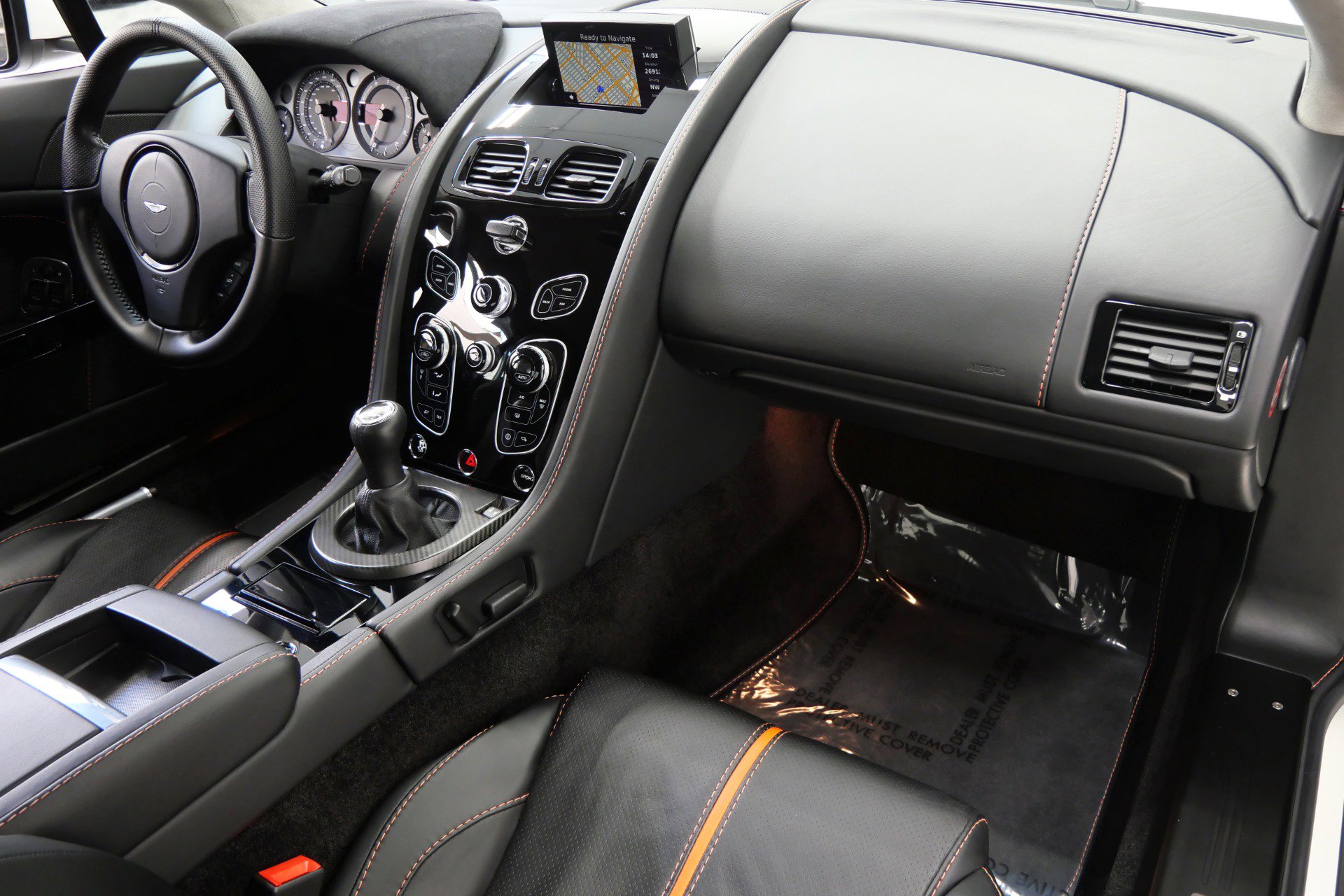 Used 2016 Aston Martin V8 Vantage GT RWD image 14