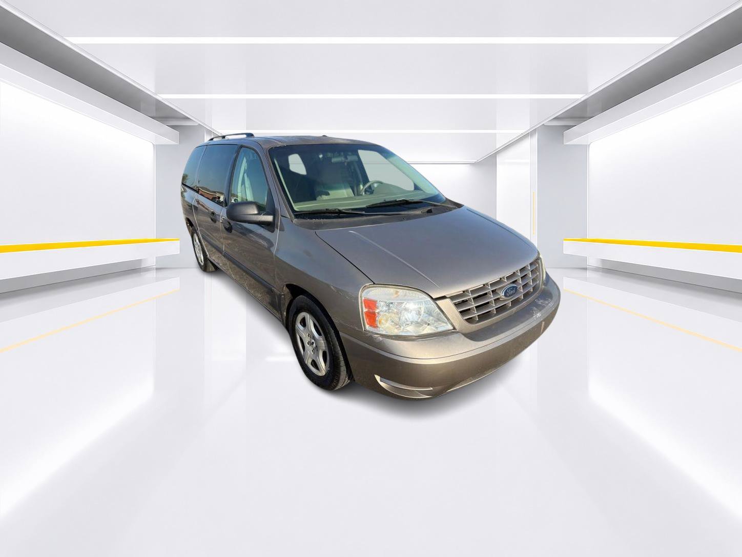 Used 2004 Ford Freestar SE FWD image 2
