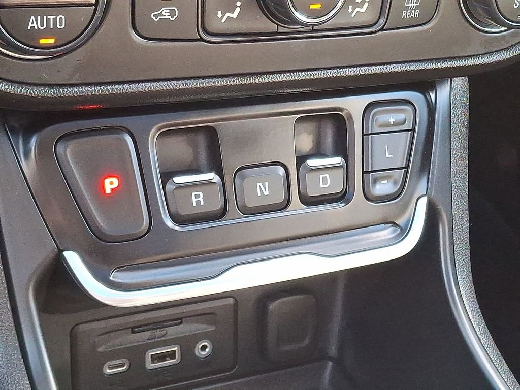 Used 2021 GMC Terrain SLT w/ Infotainment Package II image 17