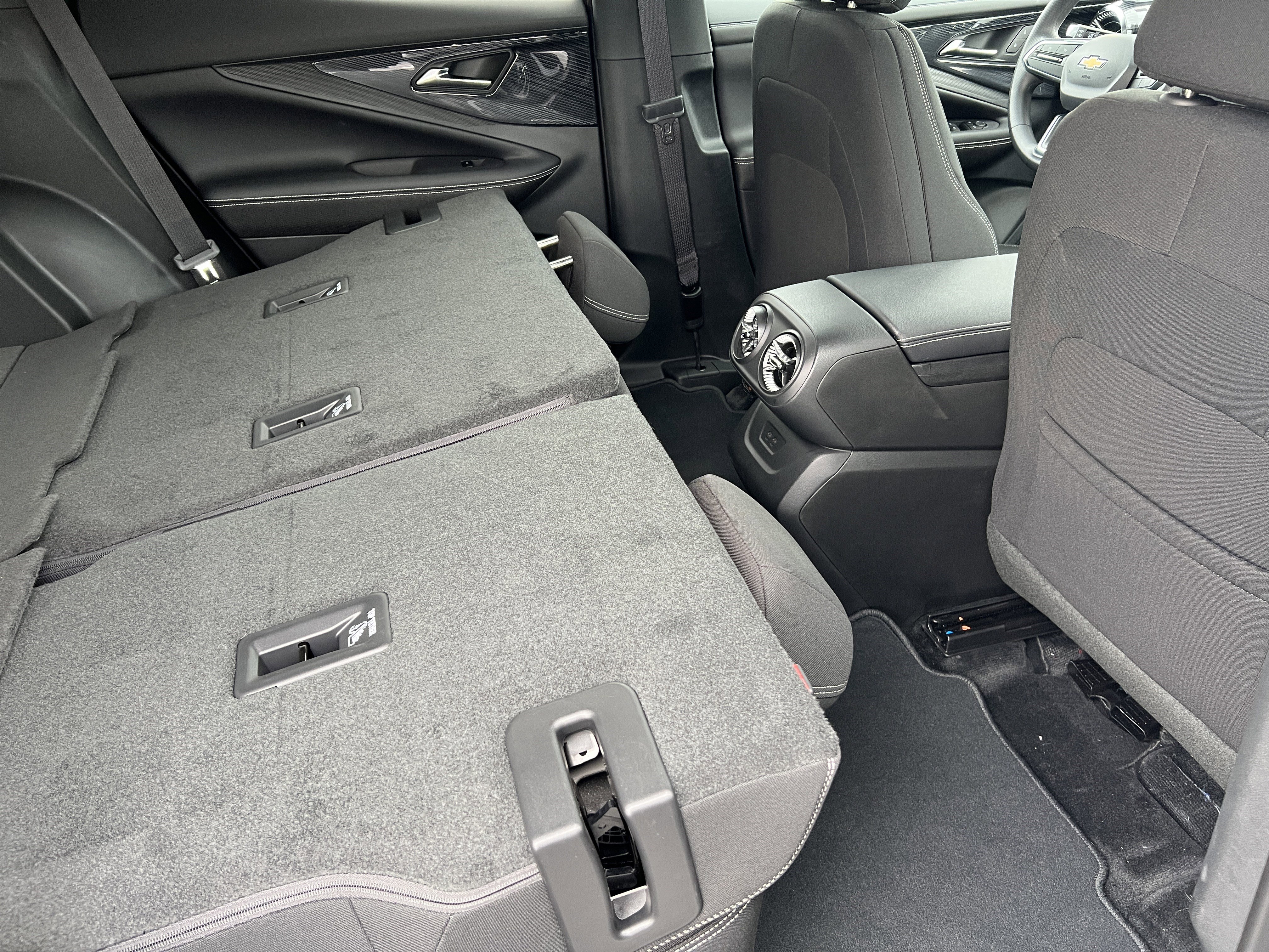 New 2025 Chevrolet Blazer EV LT image 22