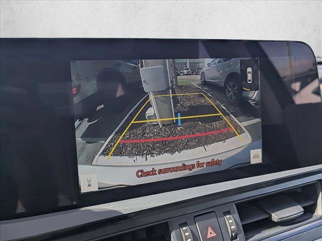 Used 2025 Lexus ES 300h w/ Premium Package image 12