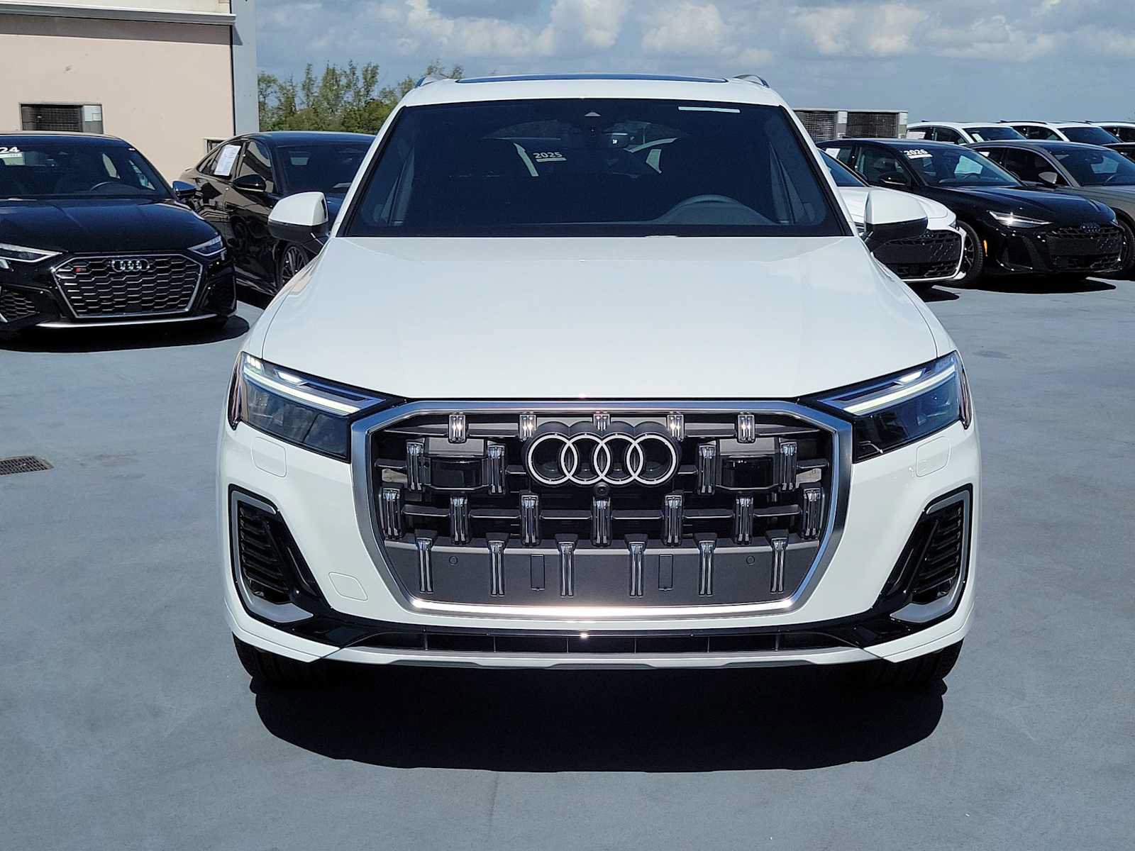 New 2026 Audi Q7 2.0T Premium Plus AWD/4WD image 9