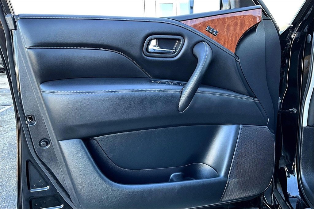 Certified 2019 INFINITI QX80 Luxe w/ 22" Wheel Package image 14
