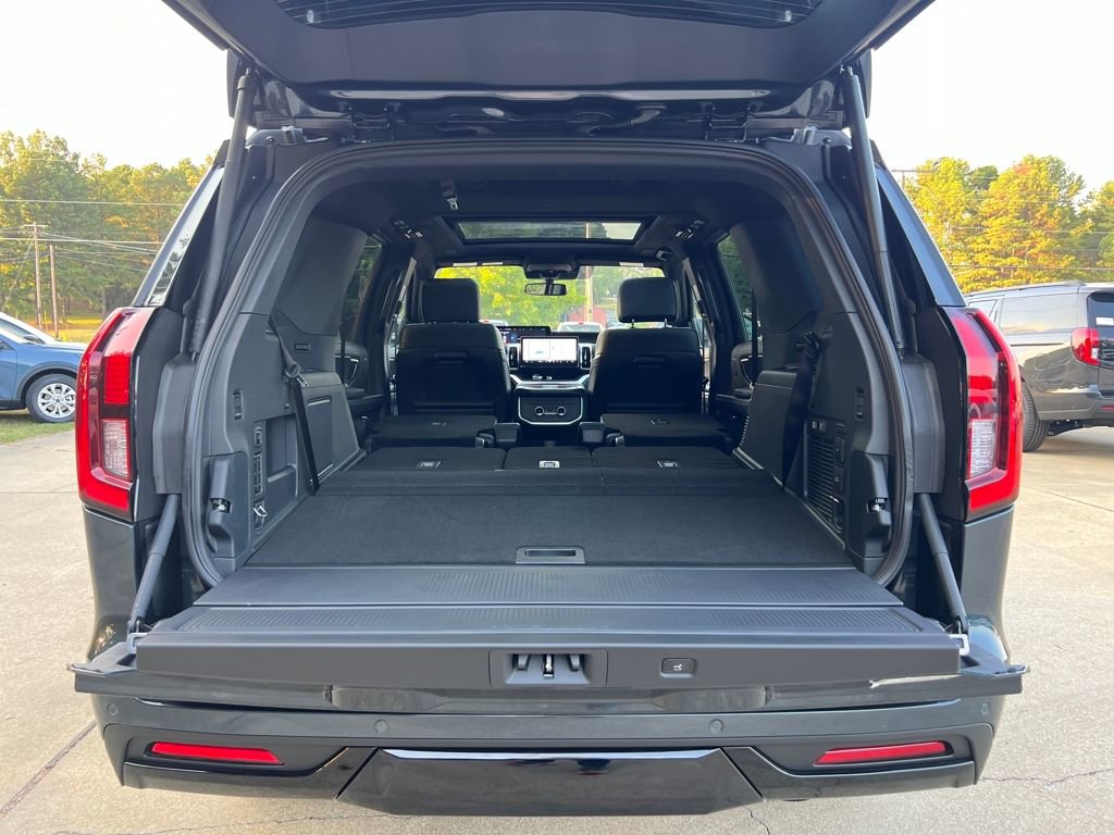 New 2025 Ford Expedition Platinum w/ Stealth Performance Package image 19