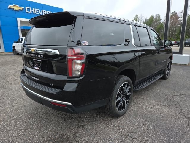 Used 2023 Chevrolet Suburban LT w/ Luxury Package AWD/4WD image 30