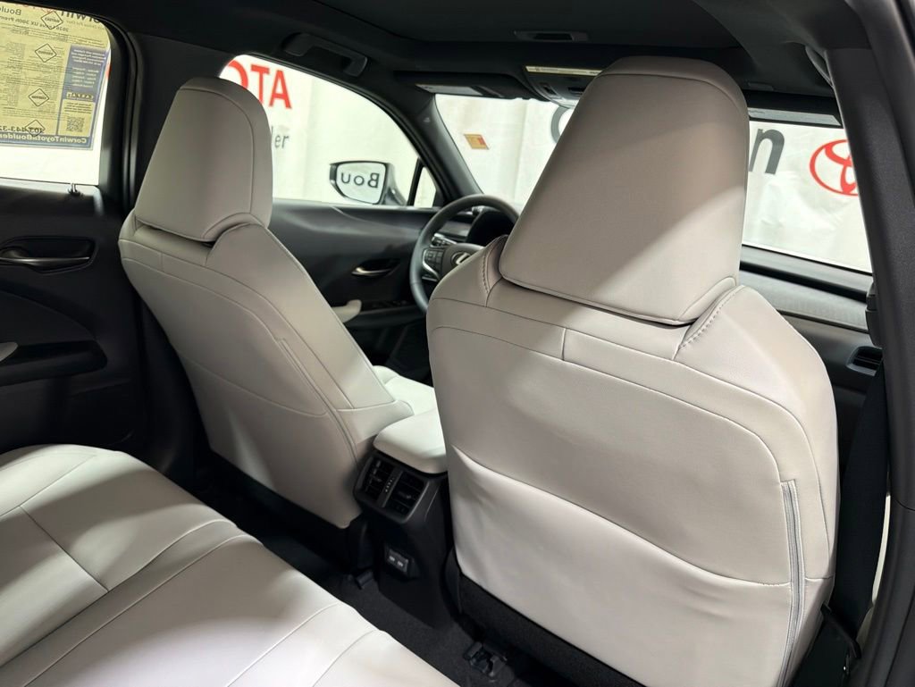 Used 2026 Lexus UX 300h AWD w/ Accessory Package (Z1) image 16