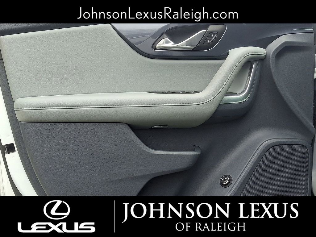 Used 2020 Chevrolet Blazer LT FWD image 10