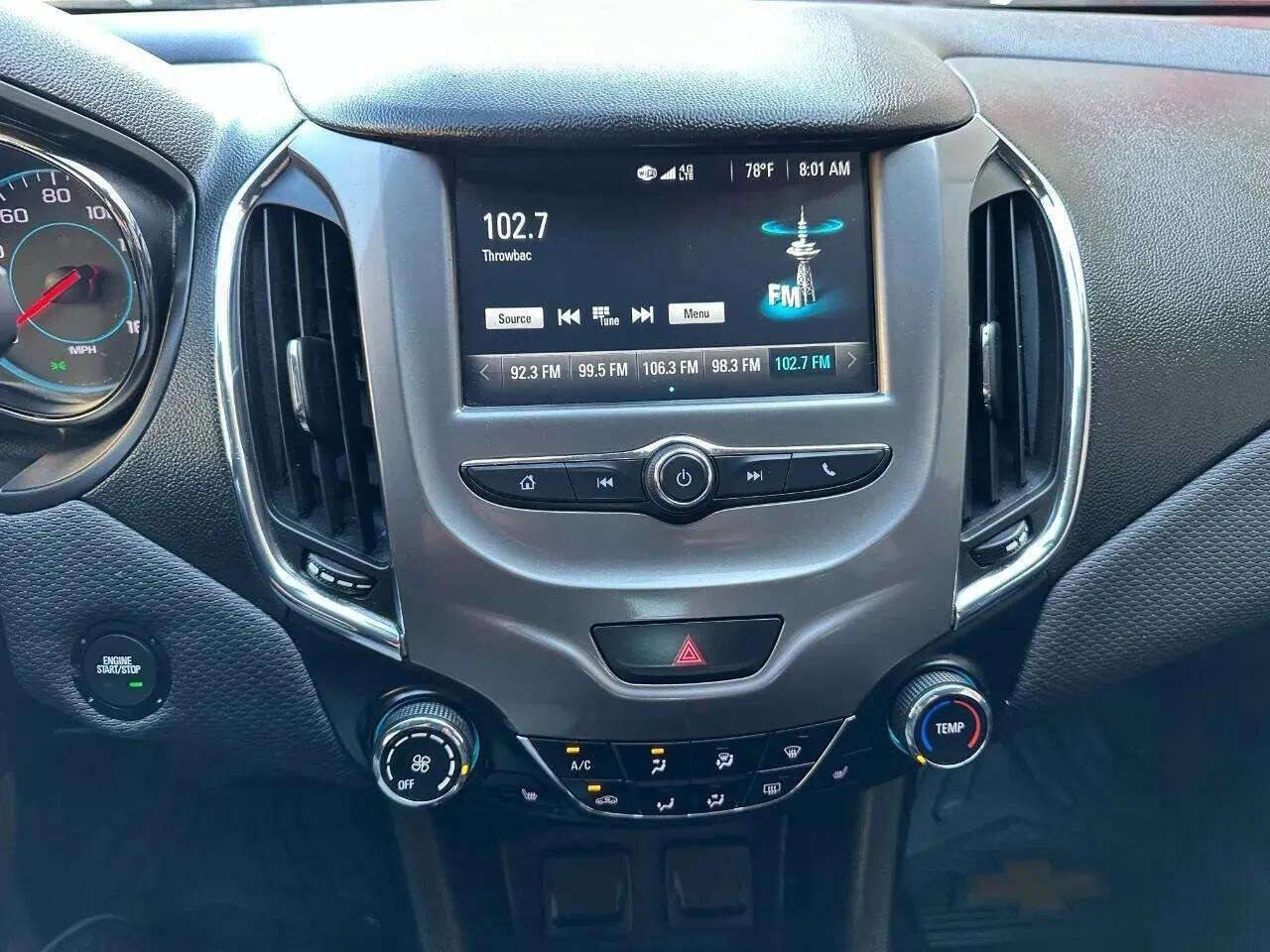 Used 2018 Chevrolet Cruze LT w/ Convenience Package image 24