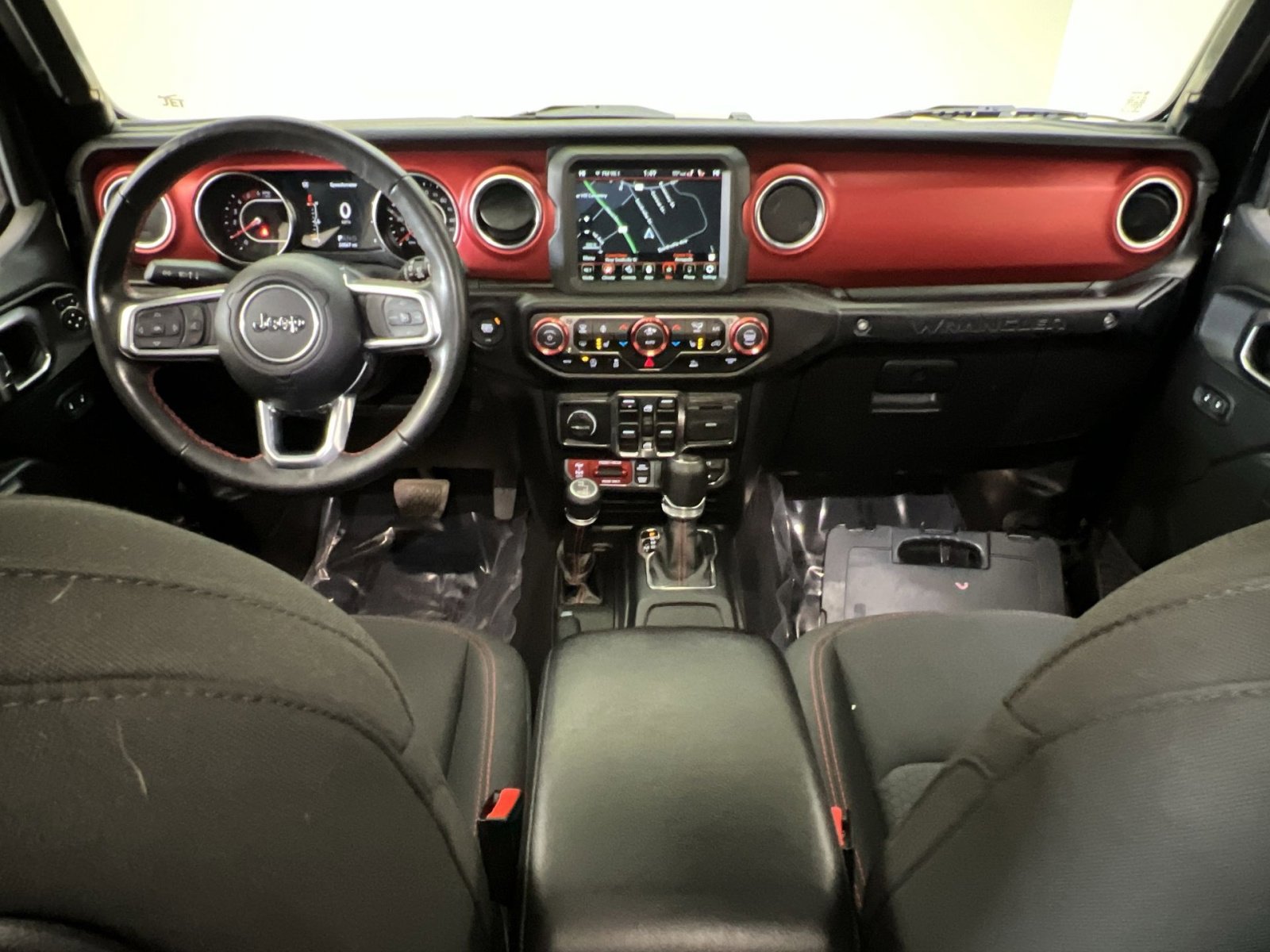 Used 2022 Jeep Wrangler Unlimited Rubicon w/ Cold Weather Group image 21