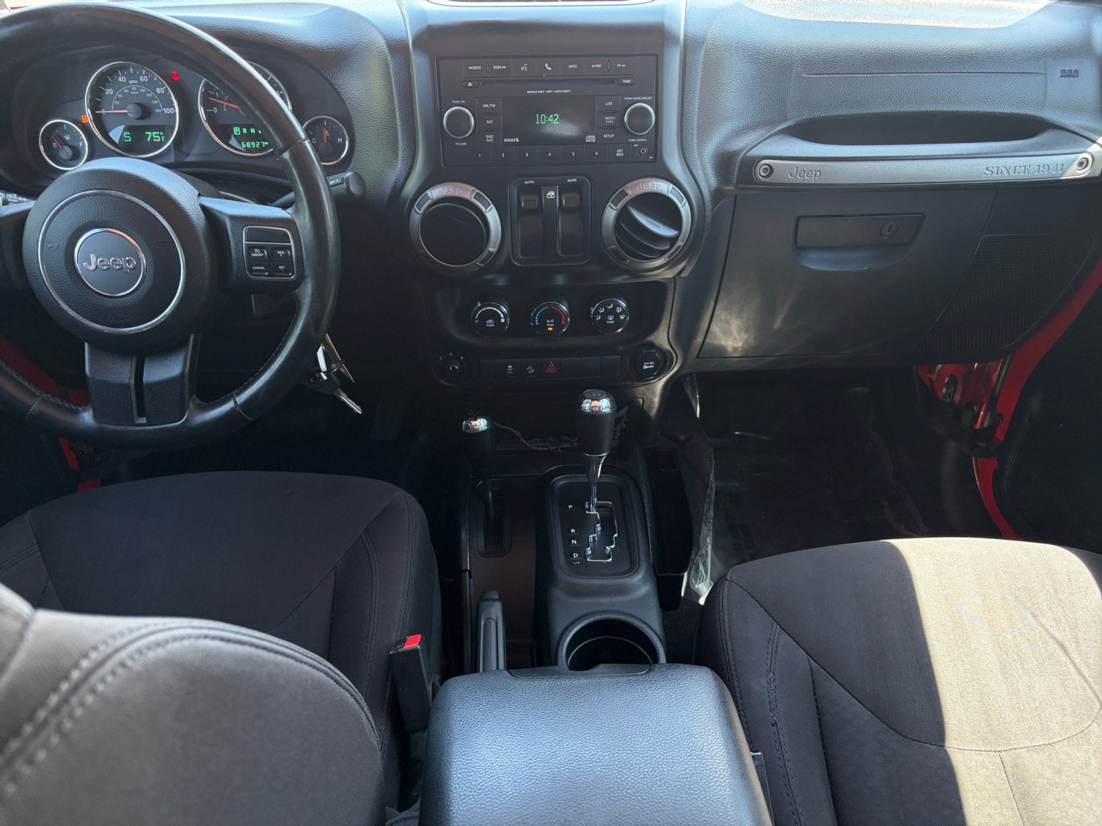 Used 2014 Jeep Wrangler Sport w/ Quick Order Package 24S AWD/4WD image 17