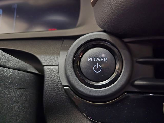 Used 2023 Toyota Crown Limited w/ Advanced Technology Package image 23