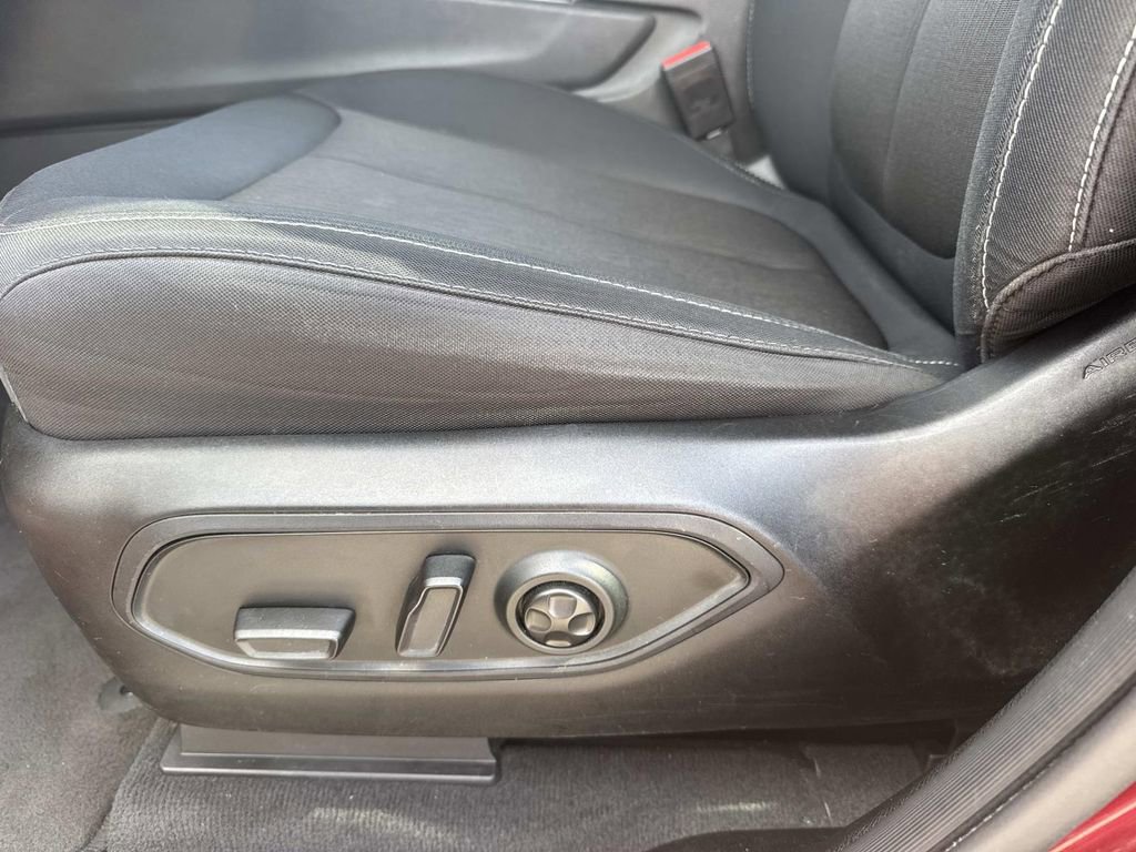 Used 2023 Jeep Grand Cherokee L Laredo image 17