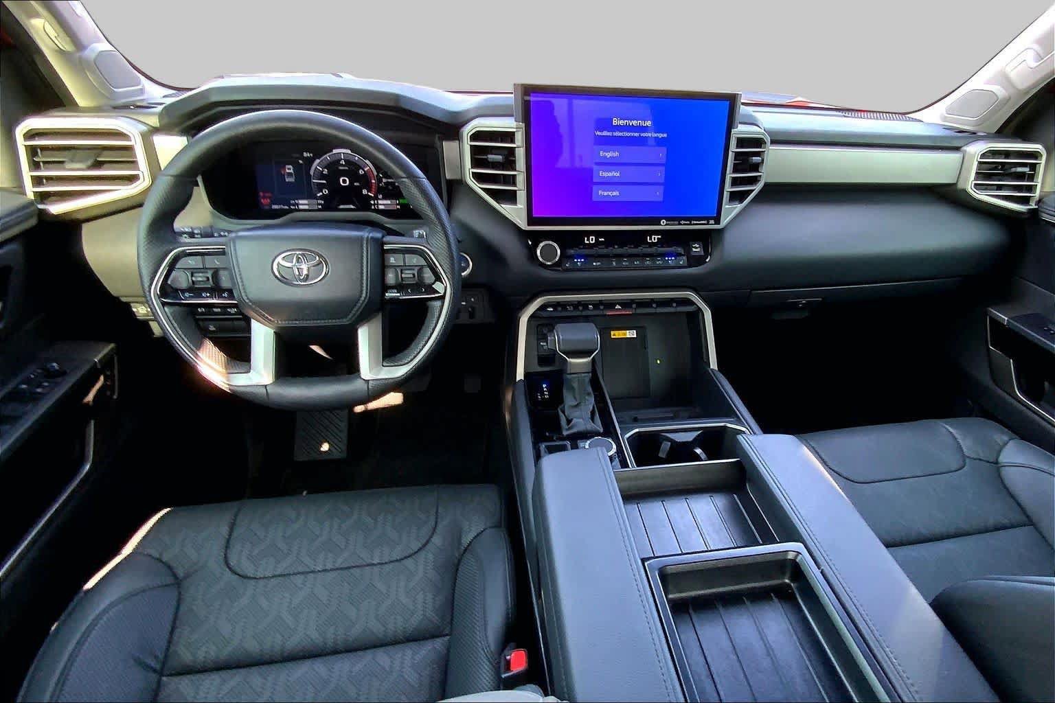 Used 2024 Toyota Tundra Limited AWD/4WD image 16