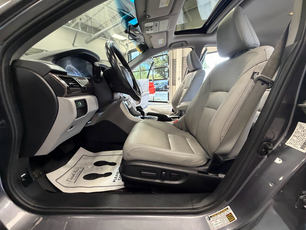 Used 2017 Honda Accord EX-L image 58