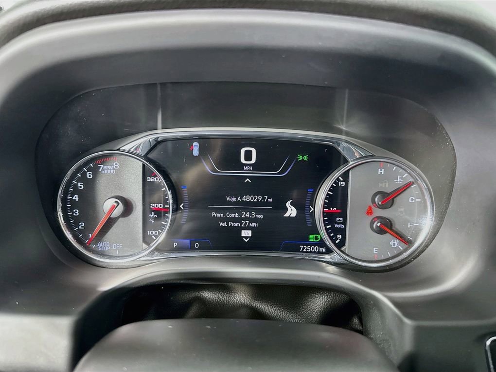 Used 2022 GMC Acadia SLT w/ Technology Package FWD image 18