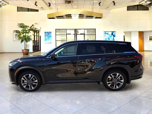 Certified 2026 INFINITI QX60 Pure w/ Cargo Package AWD/4WD image 8