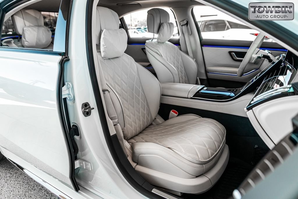 Used 2025 Mercedes-Benz S 580e 4MATIC Sedan image 15