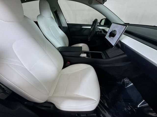 Used 2023 Tesla Model Y Performance AWD/4WD image 23