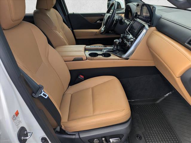 Used 2025 Lexus LX 600 4WD w/ Accessory Package (2T) image 20