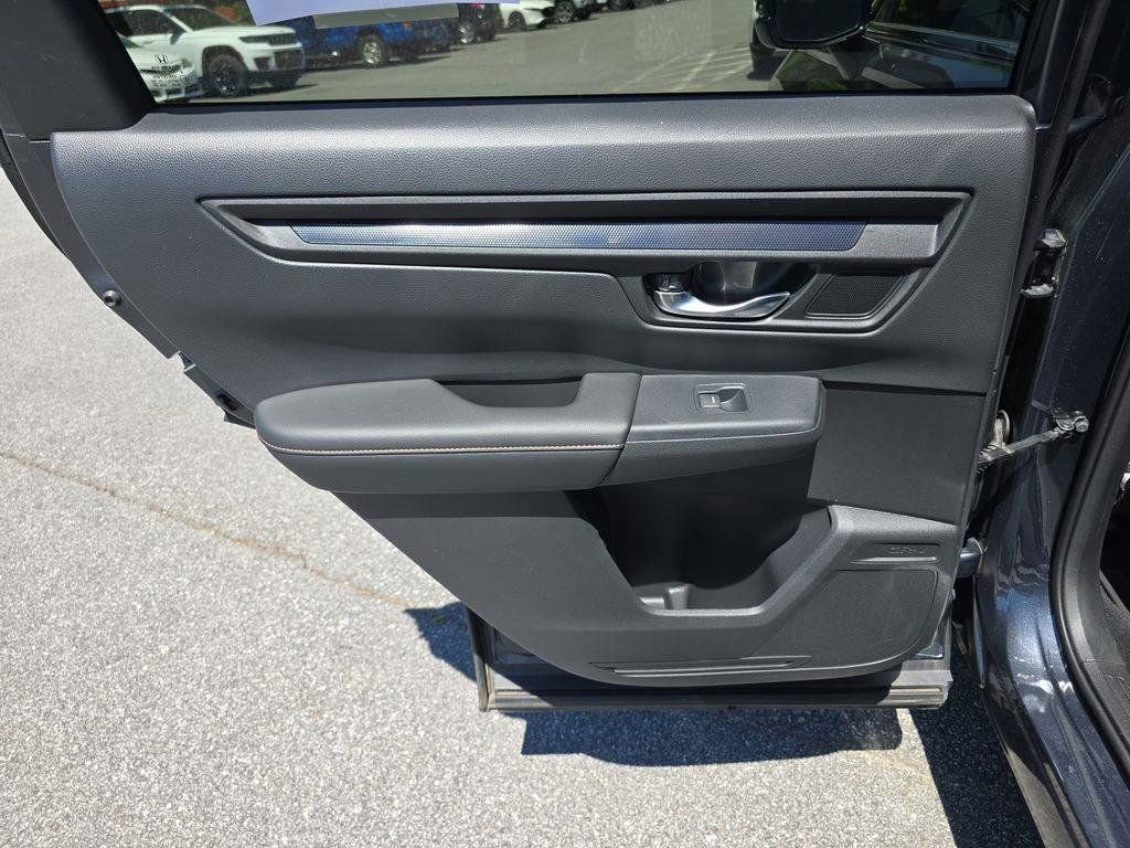 Used 2024 Honda CR-V Sport-L image 14