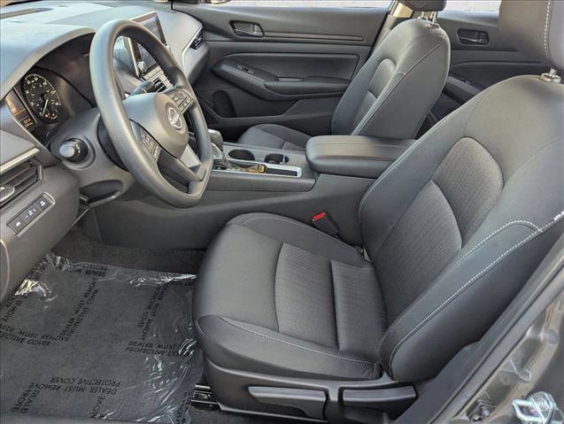 Certified 2025 Nissan Altima 2.5 S FWD image 14