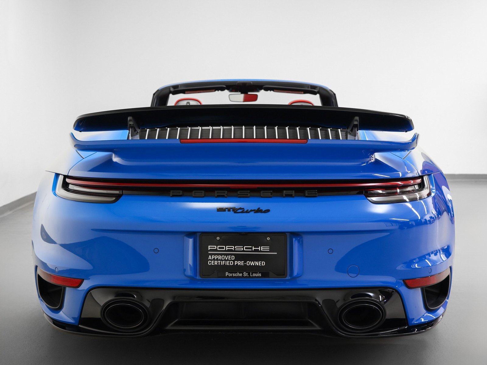 Used 2023 Porsche 911 Turbo image 11