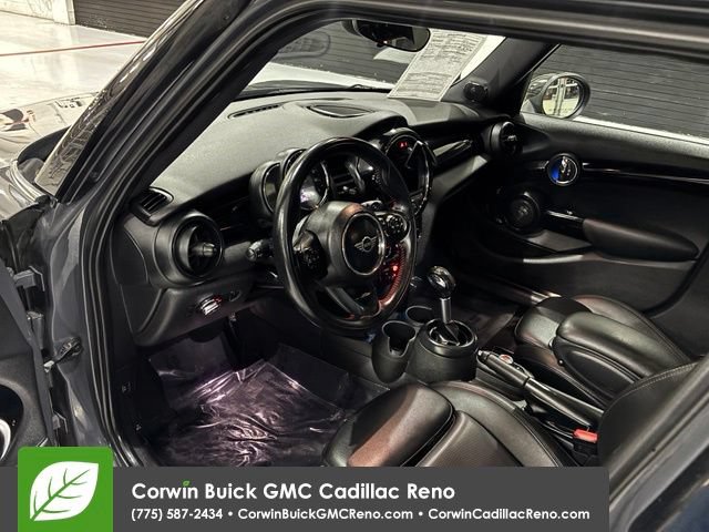 Used 2019 MINI Cooper S w/ Signature Upholstery Package FWD image 10