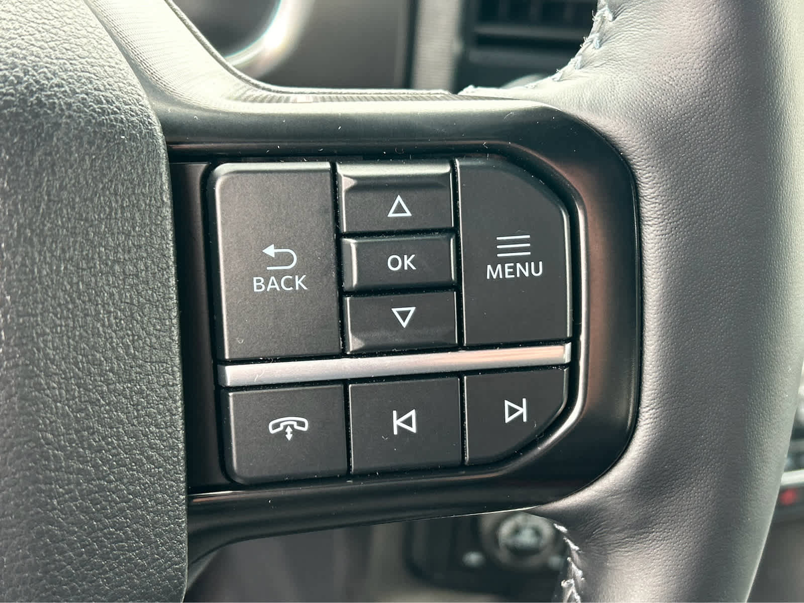 New 2025 Ford F150 Platinum w/ FX4 Off-Road Package image 27