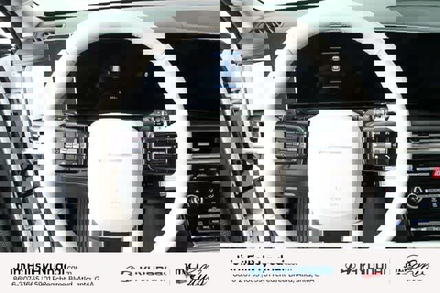 New 2025 Hyundai Santa Fe SE image 9