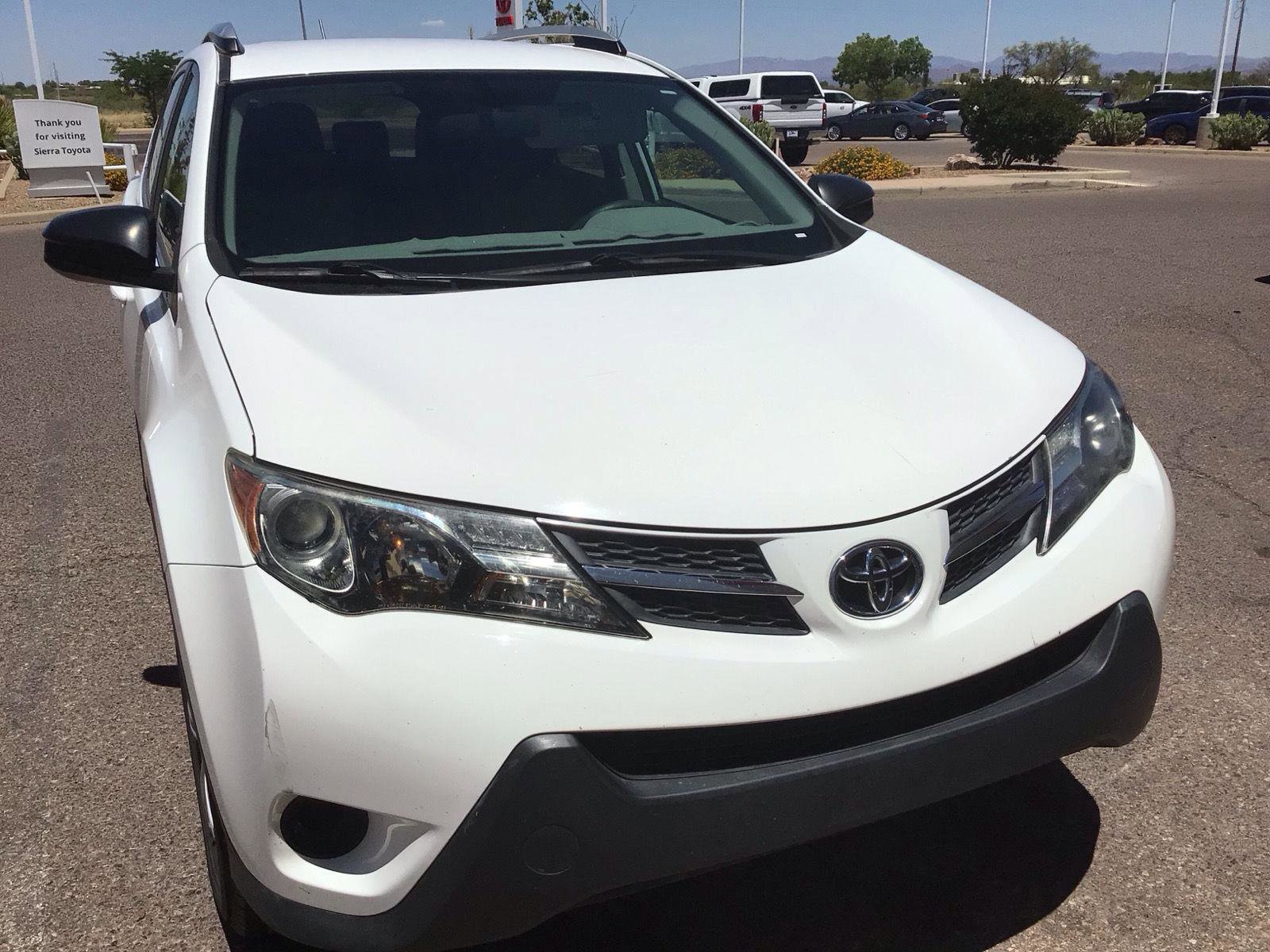Used 2014 Toyota RAV4 LE FWD image 13