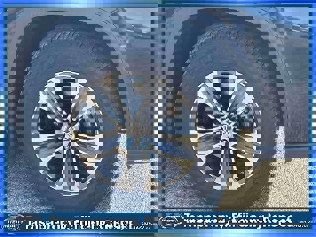 Certified 2023 Toyota Highlander XLE image 9