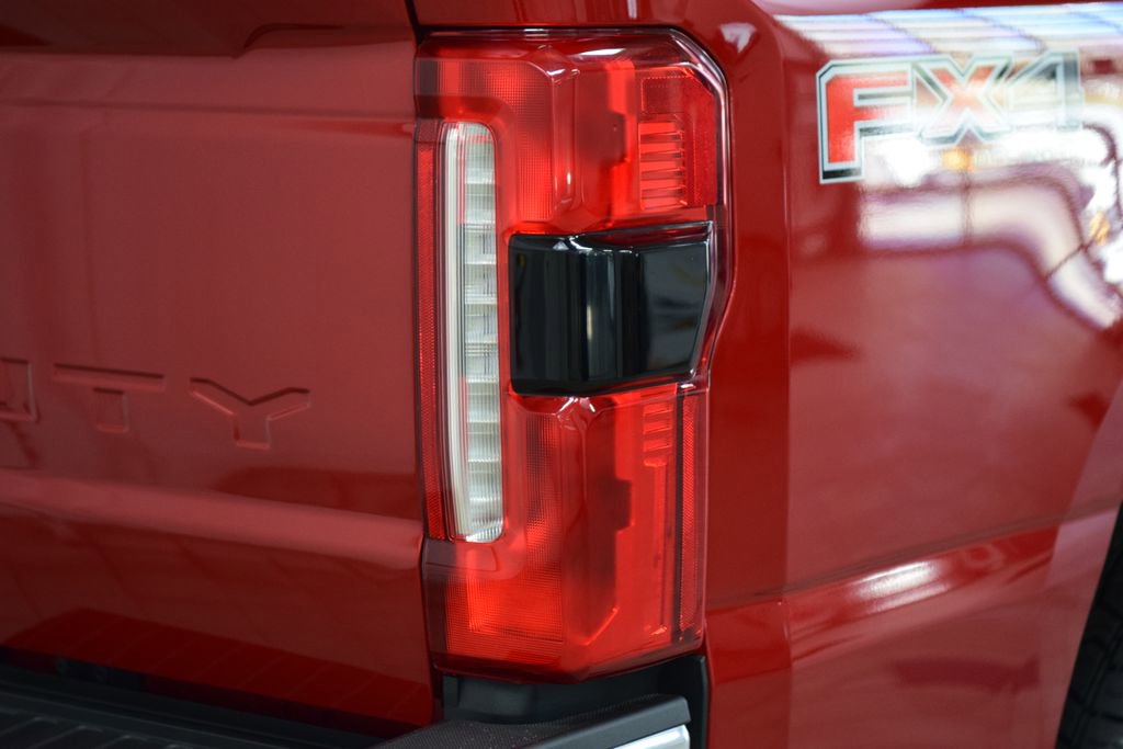 Used 2023 Ford F350 Lariat w/ Lariat Ultimate Package image 17