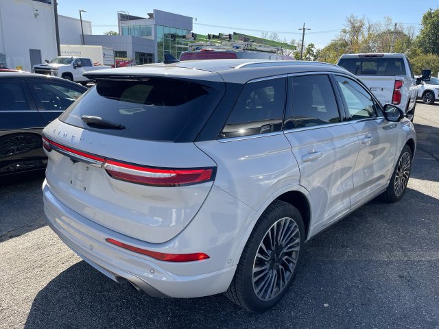 Used 2020 Lincoln Corsair Reserve w/ Equipment Group 201A AWD/4WD image 13