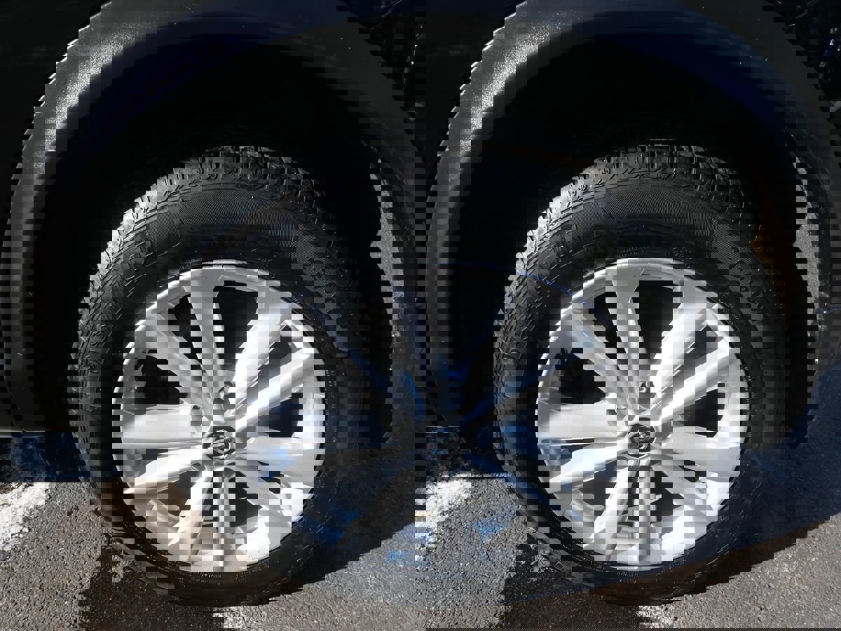 Used 2019 Nissan Rogue Sport SV w/ All-Weather Package image 30