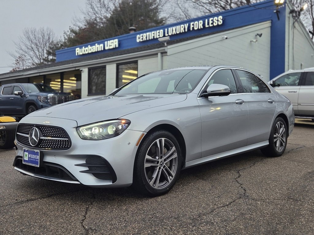 Used 2022 Mercedes-Benz E 350 4MATIC Sedan image 2