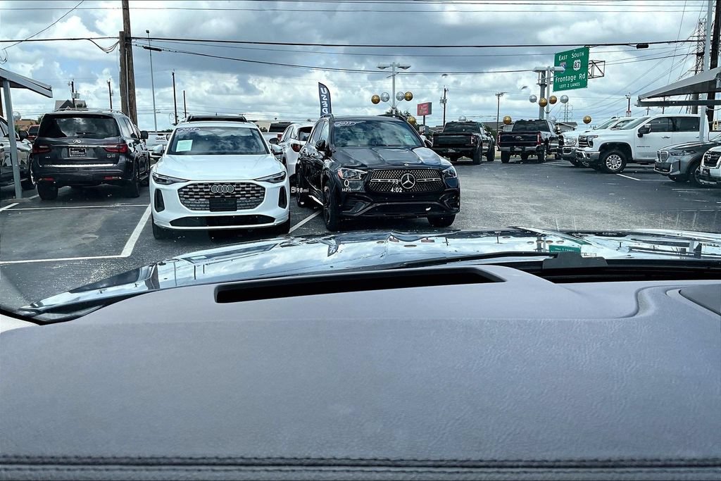 Used 2023 Lincoln Navigator L Reserve AWD/4WD image 48