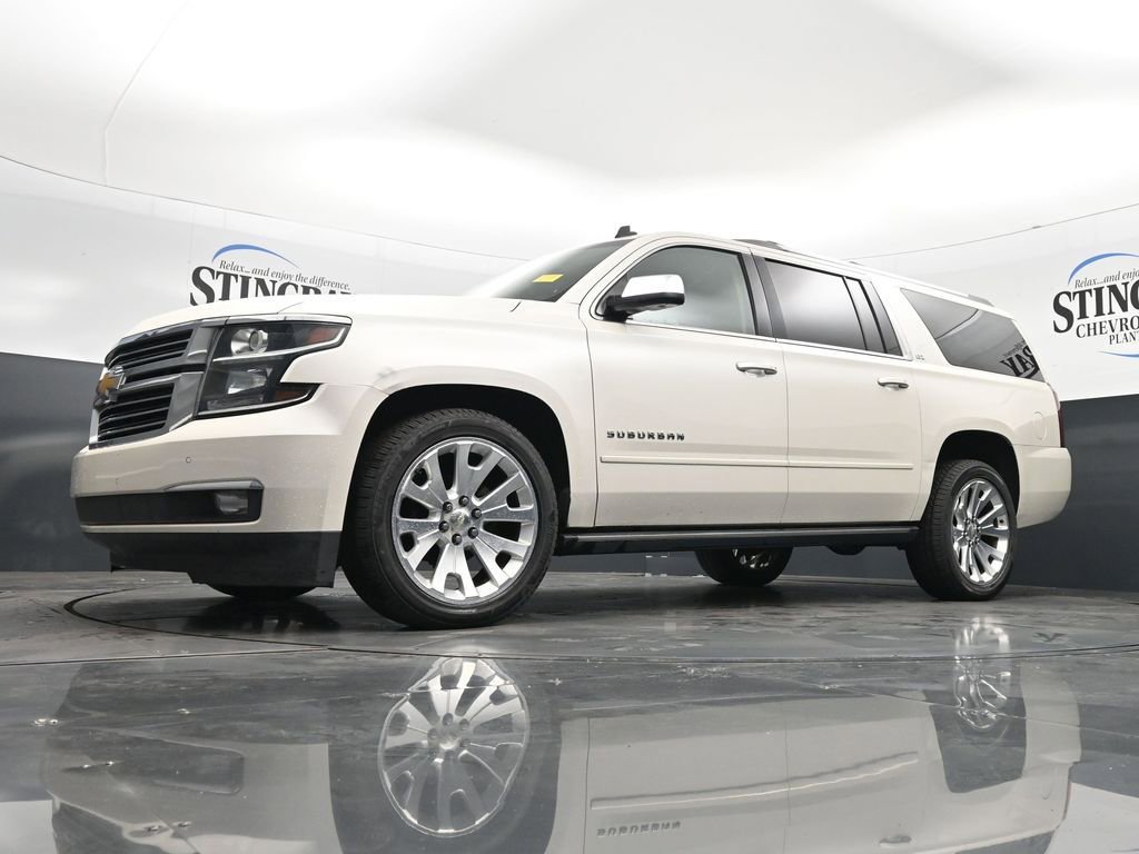 Used 2015 Chevrolet Suburban LTZ RWD image 19